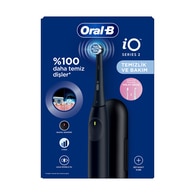 Oral-B iO2 Gece Siyahı Şarjlı Diş Fırçası 1 Diş Fırçası Başlığı 1 Seyahat Kutusu