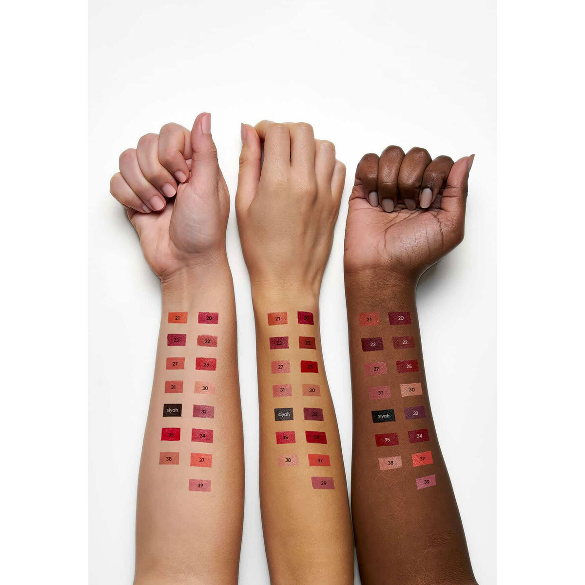  GOLDEN ROSE GOLDEN ROSE Golden Rose Velvet Mat Ruj No: 31  1 of 4 