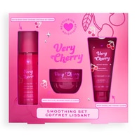  I HEART REVOLUTION I HEART REVOLUTION I Heart Revolution Very Cherry Banyo & Vücut Hediye Seti  1 of 1 