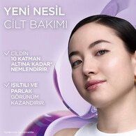  LOREAL PARIS LOREAL PARIS L'Oréal Paris Revitalift Filler Glassy Skin Cam Cilt Görünümü Veren Hyaluronik Asit İçeren Nemlendirici Krem 50 ml  1 of 8 