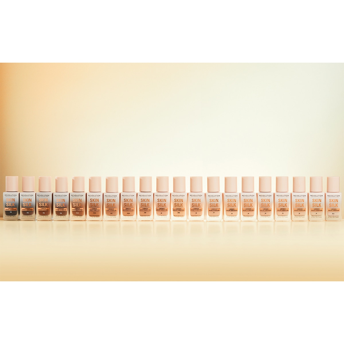  REVOLUTION REVOLUTION Revolution Skin Silk Serum Fondöten F1  1 of 7 