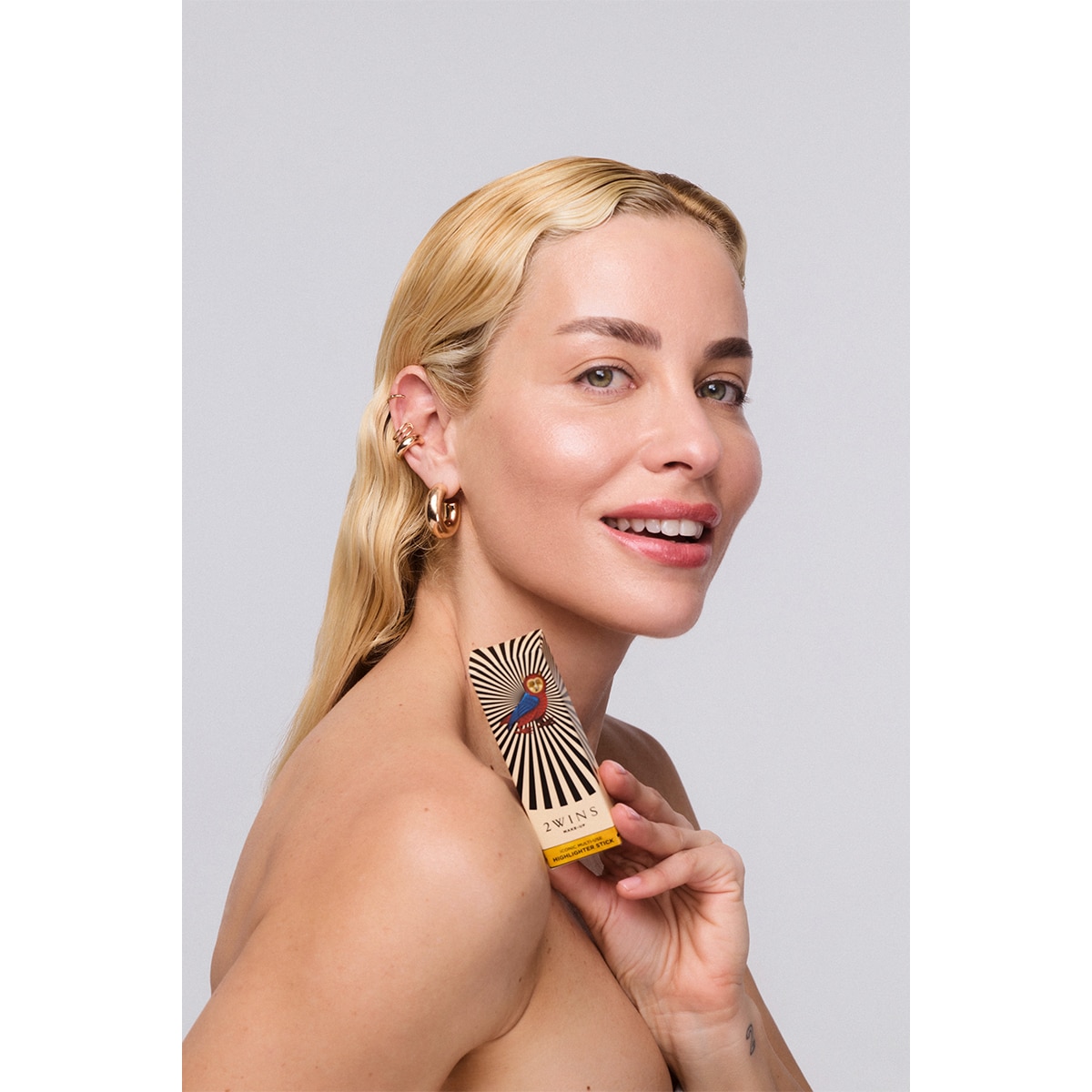  2WINS 2WINS MAKE UP 2Wins Beauty Highlighter Stick Iconic Multi Use  1 of 9 