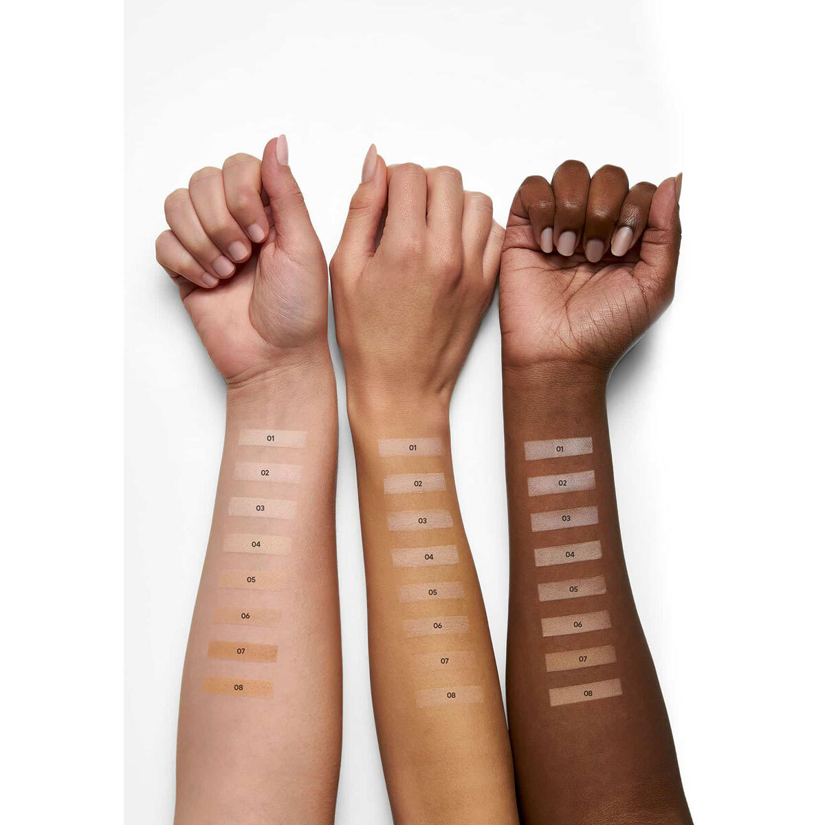  GOLDEN ROSE GOLDEN ROSE Golden Rose Silky Touch Compact Pudra No: 04  1 of 5 