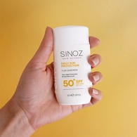 SİNOZ SINOZ Sinoz Günlük Kullanım Yüz Güneş Koruyucu Losyon SPF50+ 50 ml 1 of 7
