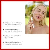 undefined 2WINS MAKE UP 2Wins Make Up Shine & Glow Likit Aydınlatıcı 1 of 8