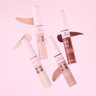 ESSENCE ESSENCE Essence Silky Blur Nemlendirici Kalıcı Fondöten 130 1 of 9