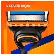 Gilette Fusion5 Tıraş Makinesi + 5 Yedek Bıçak Seti