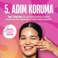 Short Story TIME TO SHINE DEAR! C Vitaminli Işıltı Veren SPF50+ Güneş Serumu 30 ml