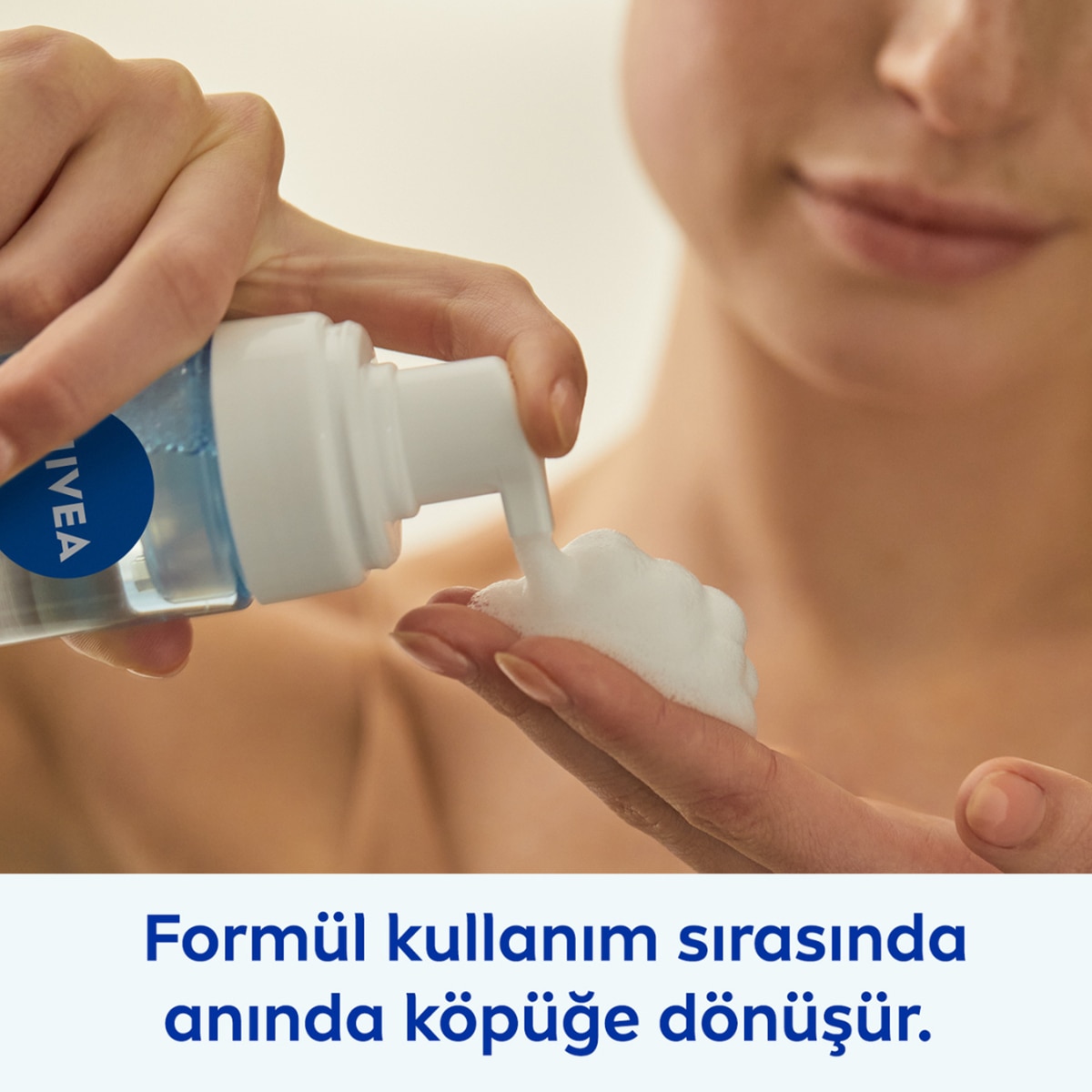  NIVEA VISAGE NIVEA VISAGE Nivea Canlandırıcı Yüz Temizleme Köpüğü Karma ve Normal Cilt 150 ml  1 of 10 
