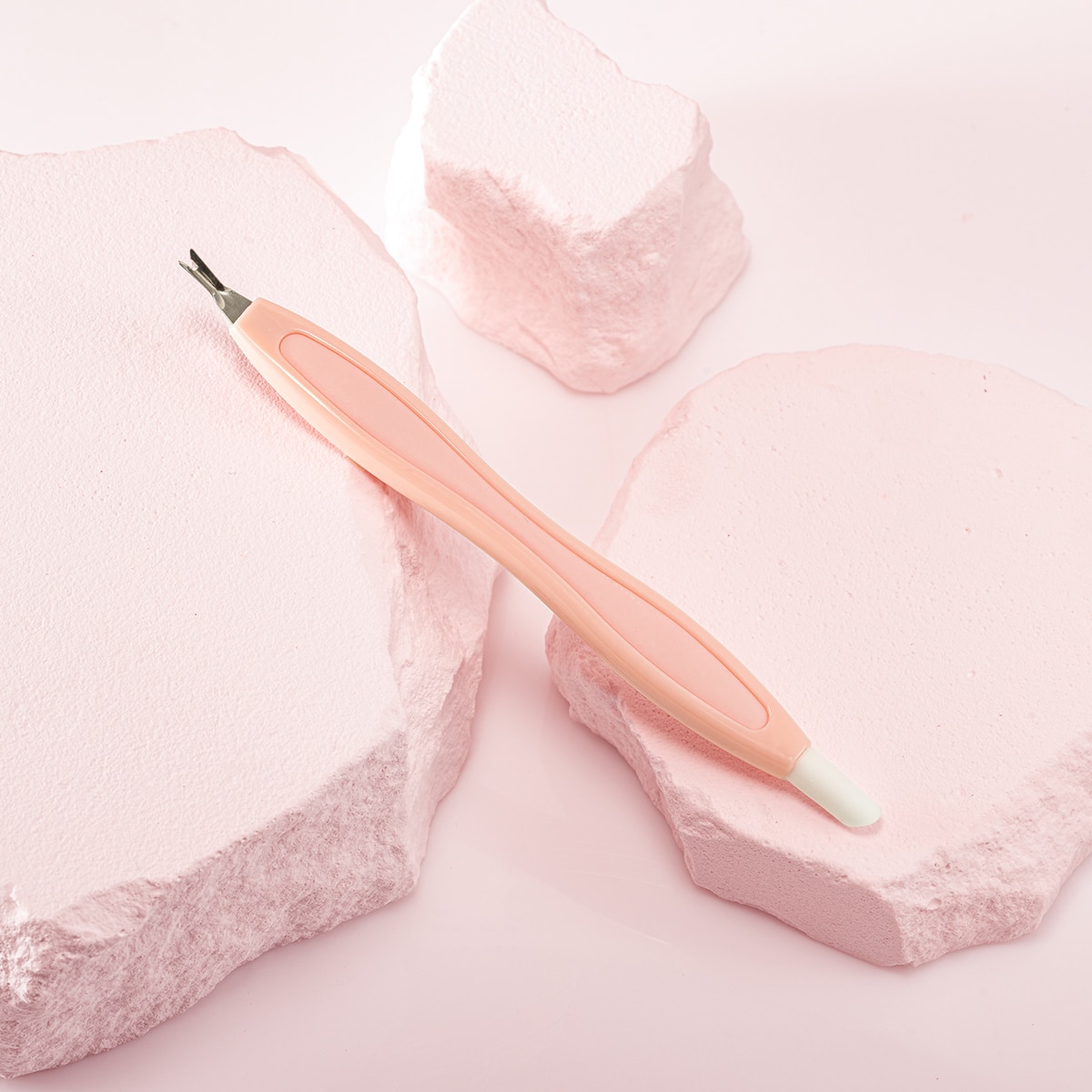  WATSONS WATSONS Watsons Tırnak Eti İtici ve Temizleyici  1 of 5 