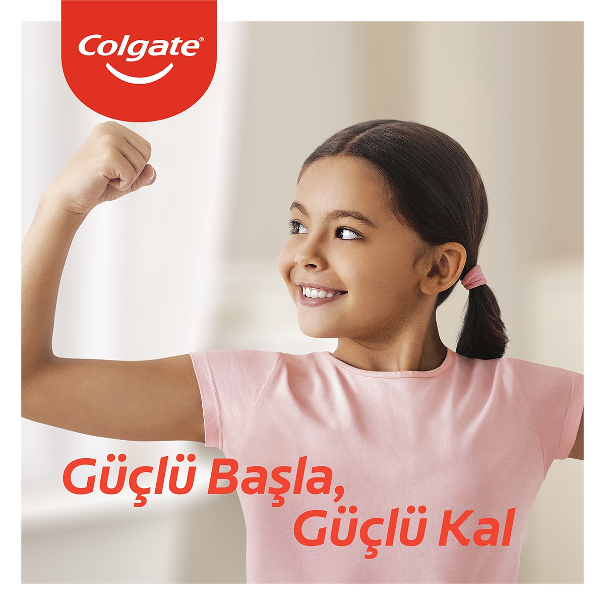 COLGATE COLGATE Colgate Çürüklere Karşı Koruma Diş Macunu 125 ml 1 of 11