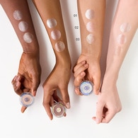  ESSENCE ESSENCE Essence Mono Eyeshadow Glitter 01  1 of 10 