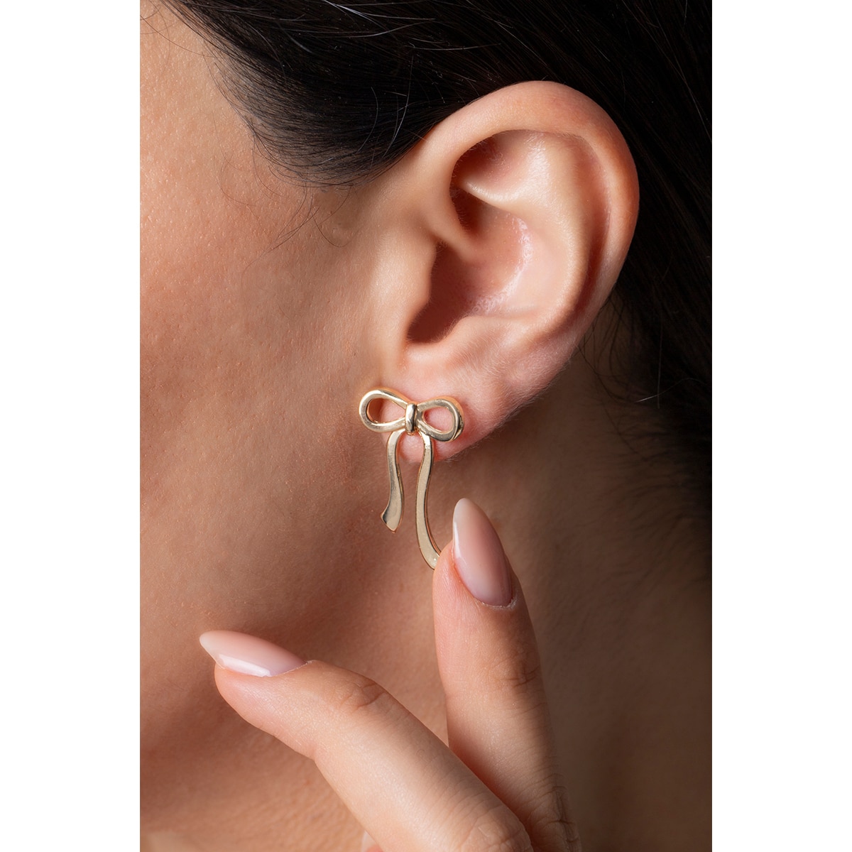  undefined VOLENIA Volenia Küpe Altın Renkli Minimal Fiyonklu  1 of 4 