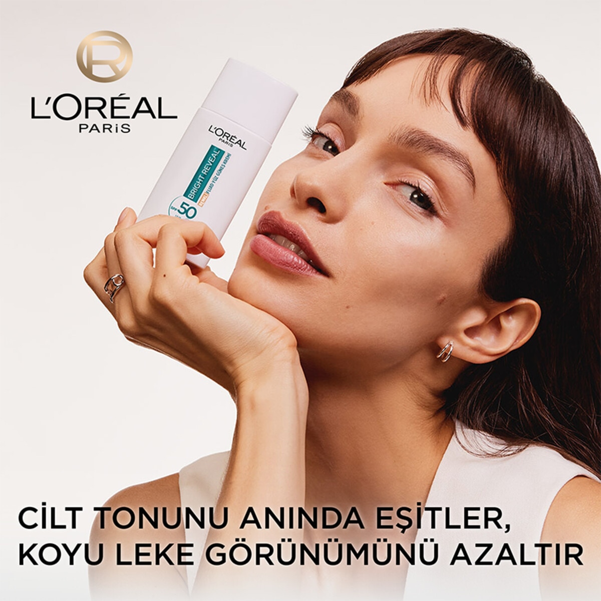  LOREAL PARIS LOREAL PARIS L'Oreal Paris Bright Reveal Renkli Yüz Güneş Kremi SPF50+ 50 ml Light Koyu Leke Karşıtı  1 of 11 
