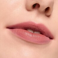  ESSENCE ESSENCE Essence Blur Soufflé Mat Ruj 01  1 of 10 