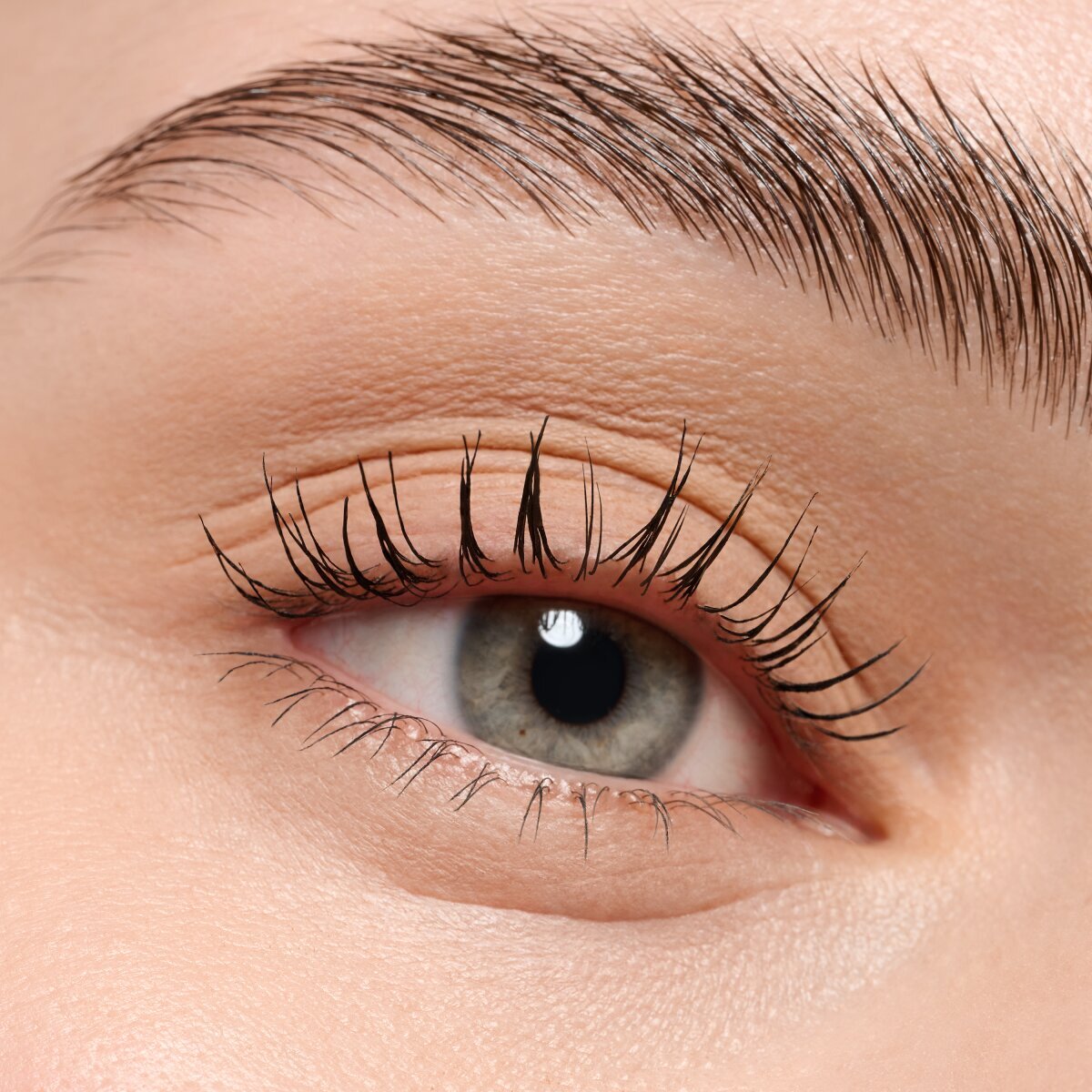  ESSENCE ESSENCE Essence Mono Göz Farı Matte 02  1 of 9 