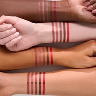  ESSENCE ESSENCE Essence Poutline Soft Glide Dudak Kalemi 03  1 of 10 