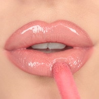 Revolution Pout Bomb Dolgunlaştırıcı Dudak Parlatıcısı Kiss