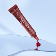  ESSENCE ESSENCE Essence The Super Peptide Parlak Dudak Bakımı 06  1 of 12 