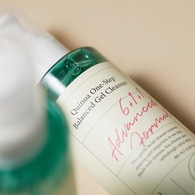 Axis-Y Quinoa Ph Dengeliyici Yüz Yıkama Jeli 180 ml