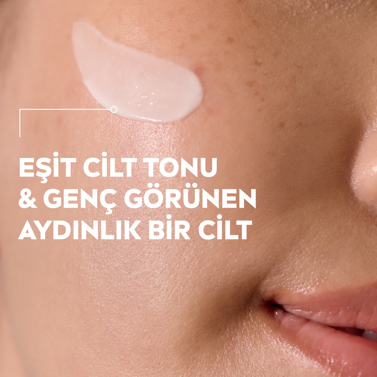 NIVEA VISAGE NIVEA VISAGE Nivea Luminous630 Leke&Yaşlanma Karşıtı Kolajen Tetikleyici Serum 30 ml Hyaluronik Asit 1 of 7