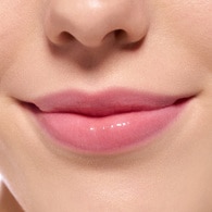  ESSENCE ESSENCE Essence The Super Peptide Parlak Dudak Bakımı 05  1 of 12 