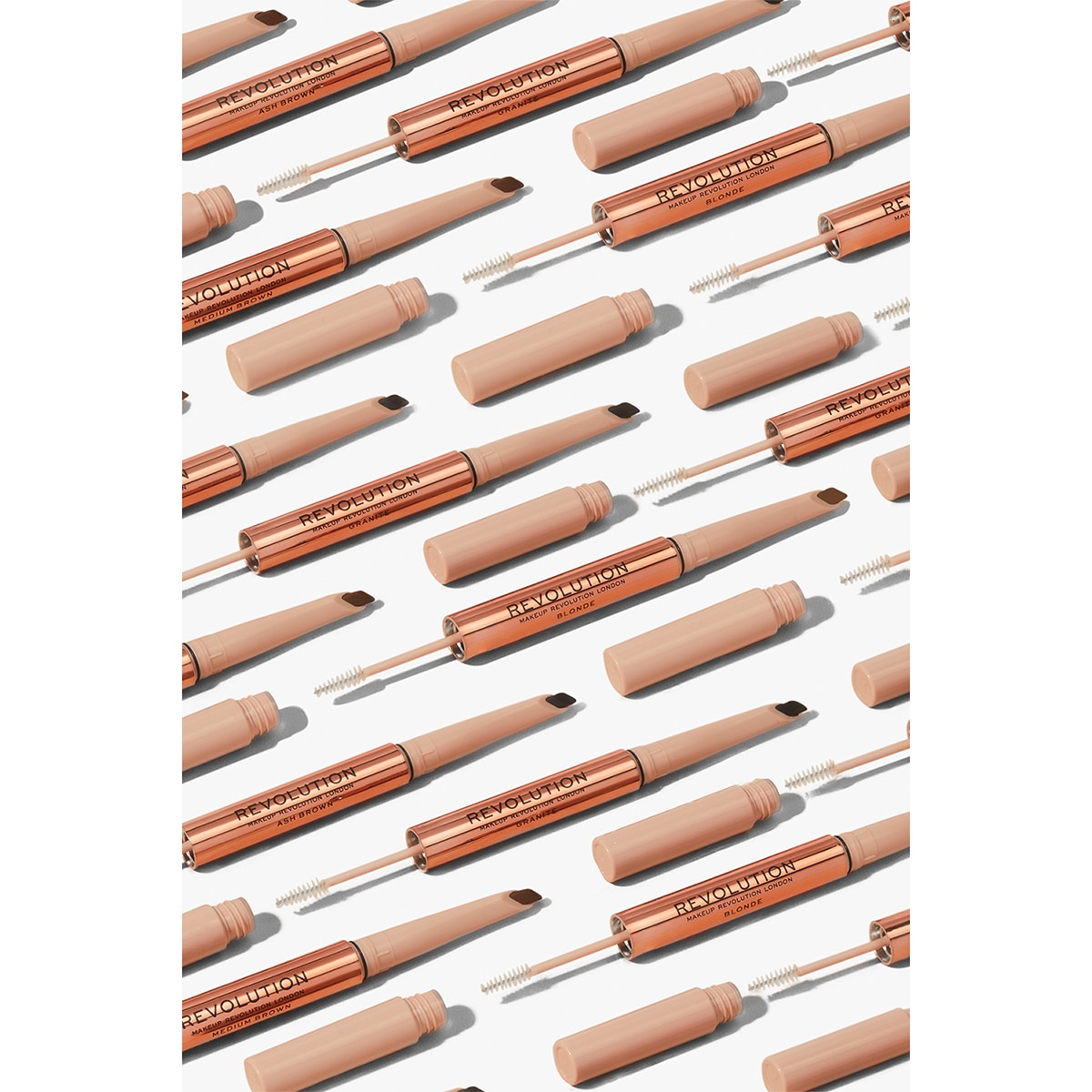  REVOLUTION REVOLUTION Revolution Fluffy Brow Duo Kaş Kalemi ve Kaş Maskarası Medium Brown  1 of 11 