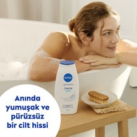 Nivea Creme Soft Banyo ve Duş Jeli Pro-vitamin ve Badem Yağı 500 ml