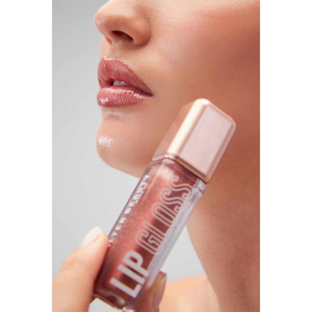  UNFILTER UNFILTER BEAUTY Unfilter Beauty Lip Gloss 08 Chill Baby  1 of 5 