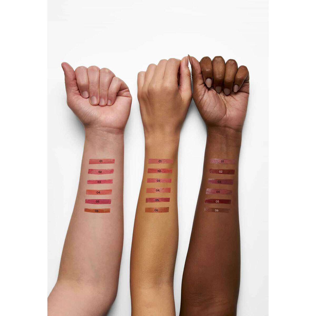  GOLDEN ROSE GOLDEN ROSE Golden Rose Glow Kiss Tinted Lip Balm No: 01  1 of 4 