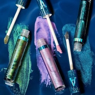 NYX Avatar Suyun Yolu Bioluminescent Dudak Parlatıcı Iluminate
