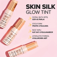  REVOLUTION REVOLUTION Revolution Superdewy Glow Stick Fondöten Medium  1 of 4 