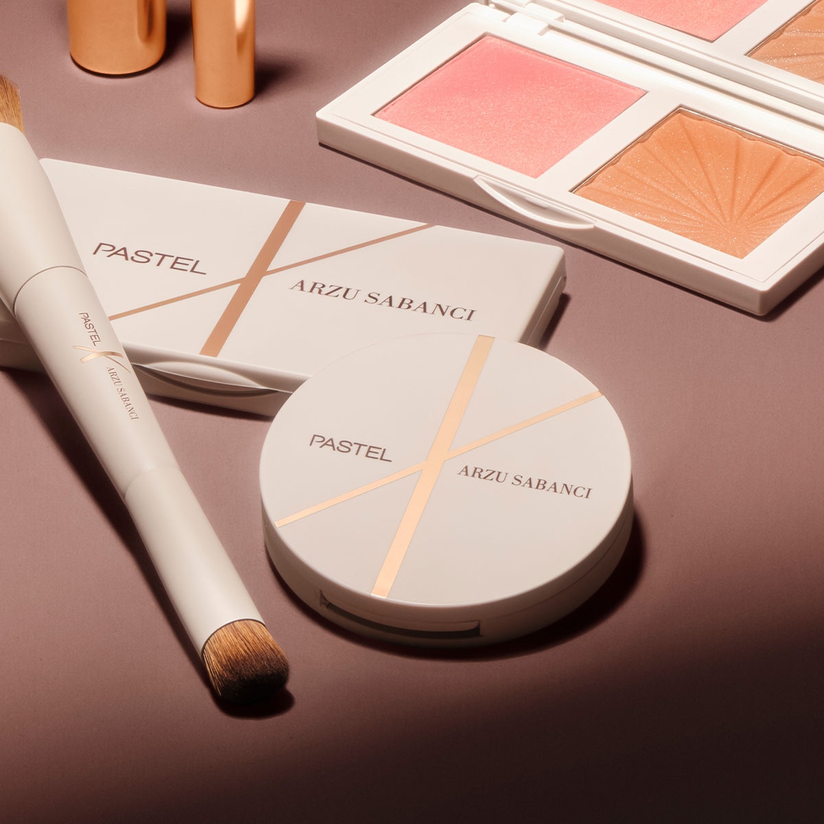  PASTEL PASTEL Pastel x Arzu Sabancı Sabitleyici Pudra  1 of 5 