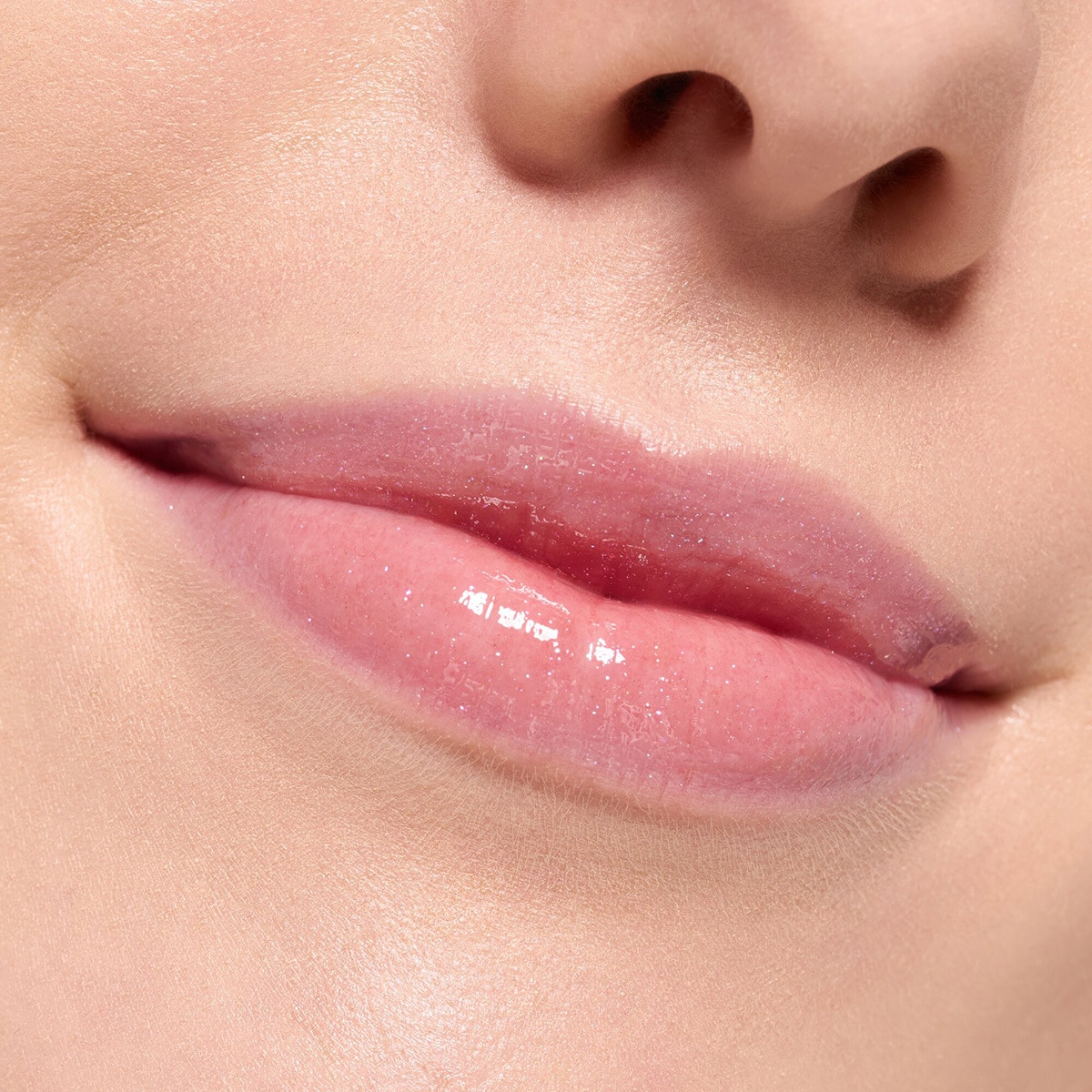  ESSENCE ESSENCE Essence Hydra Kiss Dudak Yağı No: 10  1 of 12 