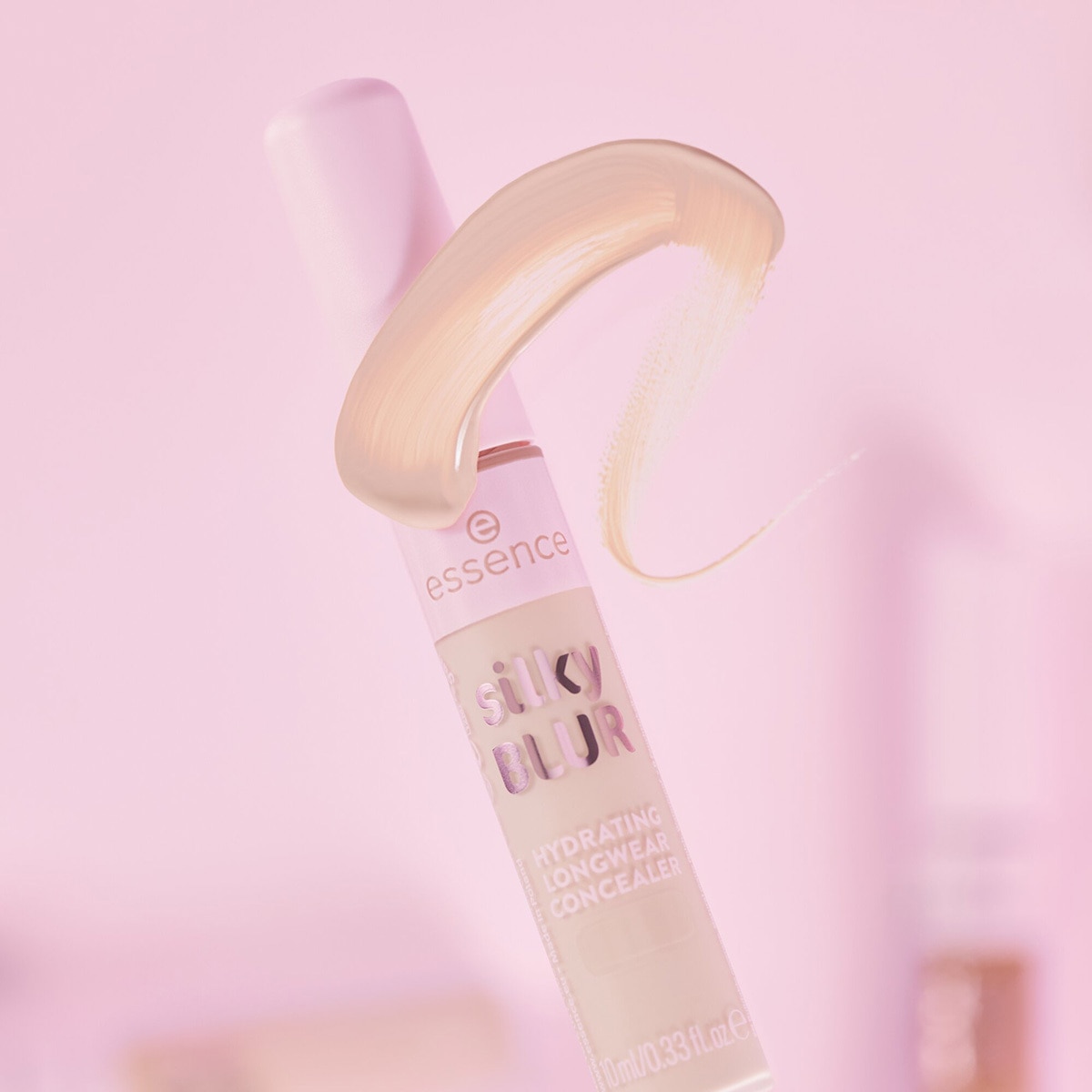 ESSENCE ESSENCE Essence Silky Blur Nemlendirici Kalıcı Kapatıcı 100 1 of 14