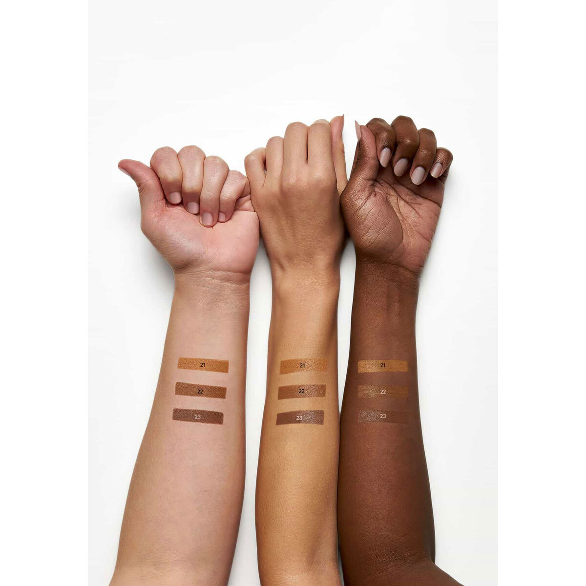  GOLDEN ROSE GOLDEN ROSE Golden Rose Contour Crayon No: 21  1 of 3 