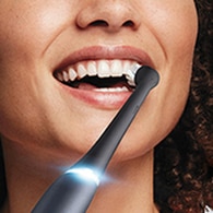 Oral-B iO9 Şarjlı Diş Firçası Siyah