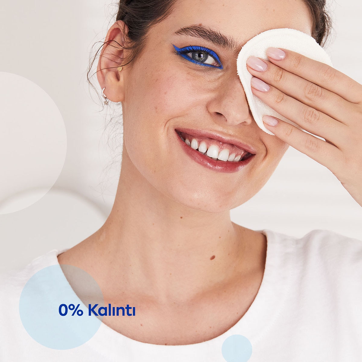 NIVEA VISAGE NIVEA VISAGE Nivea Yatıştırıcı Micellar Makyaj Temizleme Suyu Hassas Cilt 400 ml 1 of 7