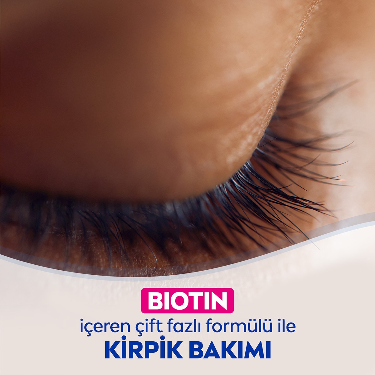  NIVEA VISAGE NIVEA VISAGE Nivea Make Up Expert Çift Fazlı Göz Makyaj Temizleyici 125 ml  1 of 7 