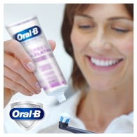  ORAL-B ORAL-B Oral-B Pro 3DW Advance Ekspres Beyazlatma Diş Macunu 75 ml  1 of 10 