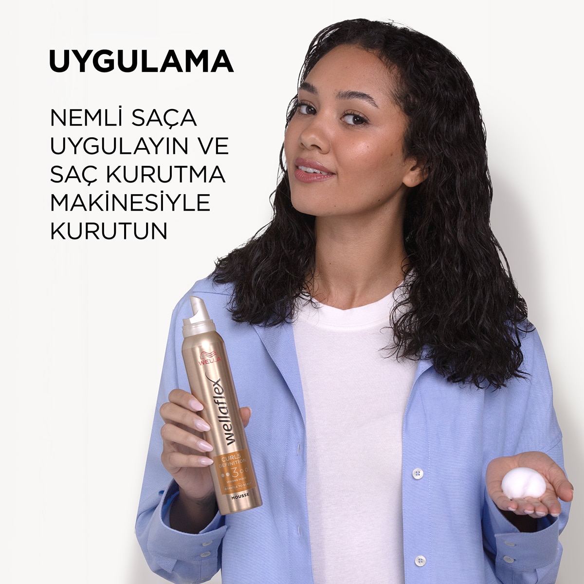  WELLA WELLA Wellaflex Curls Saç Köpüğü Güçlü 200 ml  1 of 6 