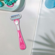 GILLETTE VENUS GILLETTE VENUS EXC. Gillette Venus Tropical Kullan At Tıraş Bıçağı 3 Adet 1 of 11