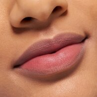  ESSENCE ESSENCE Essence Blur Soufflé Mat Ruj 01  1 of 10 