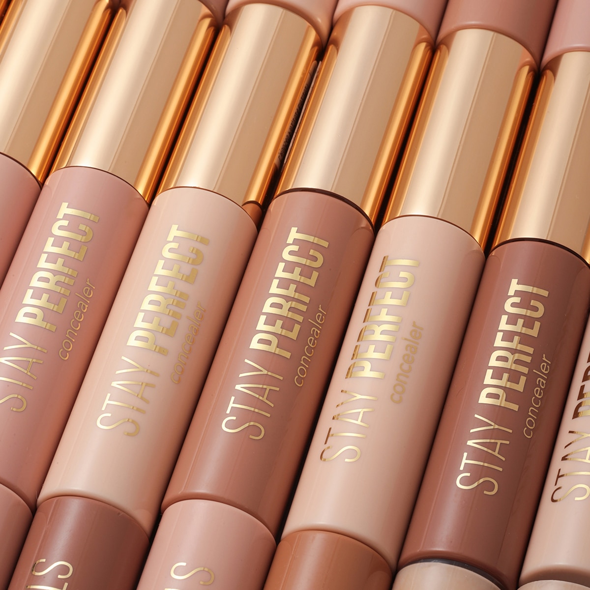  FLORMAR FLORMAR Flormar Stay Perfect Kapatıcı No: 02 Light  1 of 6 