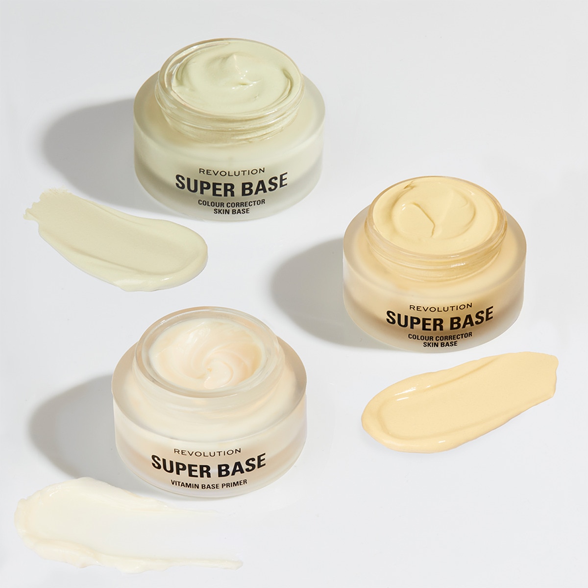  REVOLUTION REVOLUTION Revolution Superbase Colour Corrector Green Primer  1 of 5 