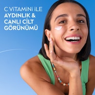  NIVEA VISAGE NIVEA VISAGE Nivea Care 7in1 C Vitamini İçeren Nemlendirici Ultra Hafif Enerji Yüz Kremi 100 ml  1 of 7 