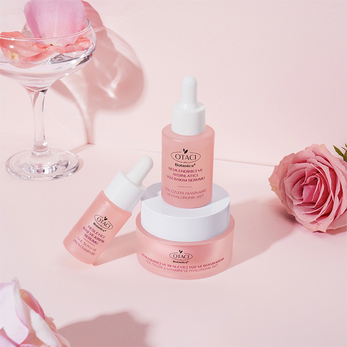 OTACI OTACI Otacı Botanics+ Nemlendirici ve Aydınlatıcı Yüz Bakım Serumu 30 ml 1 of 13