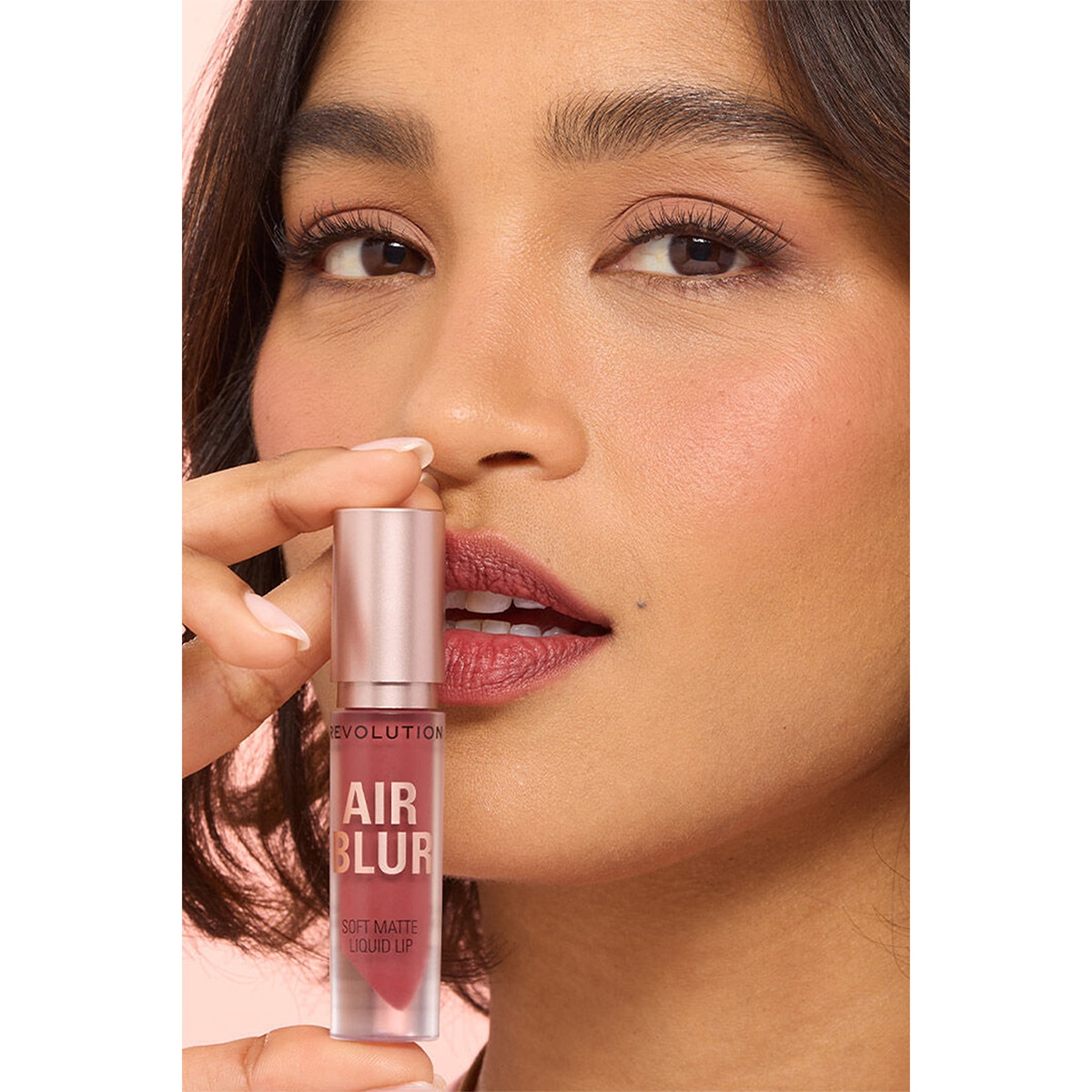  REVOLUTION REVOLUTION Revolution Air Blur Mat Lİkit Ruj Peachy  1 of 4 