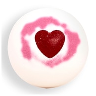 I Heart Revolution Love Crush Kirazlı Banyo Topu 140 g