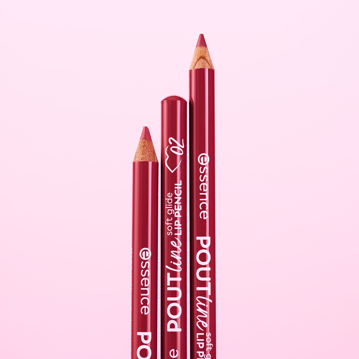 ESSENCE ESSENCE Essence Poutline Soft Glide Dudak Kalemi 02 1 of 10